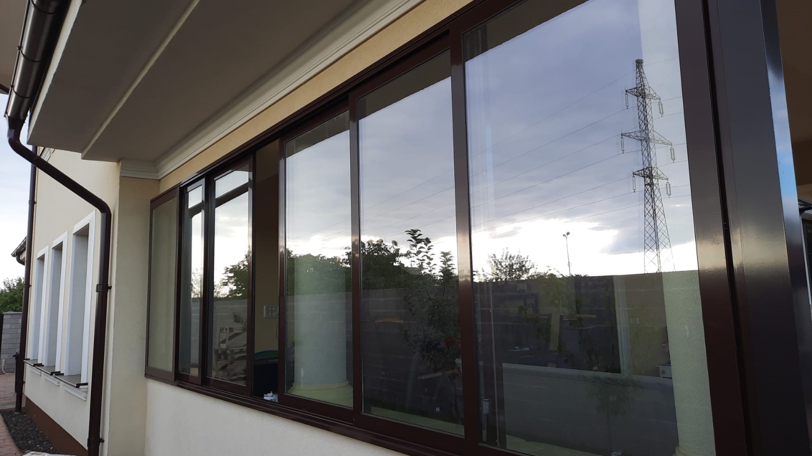 Inchideri Terase: Aluminiu Culisante pe 3 cai
