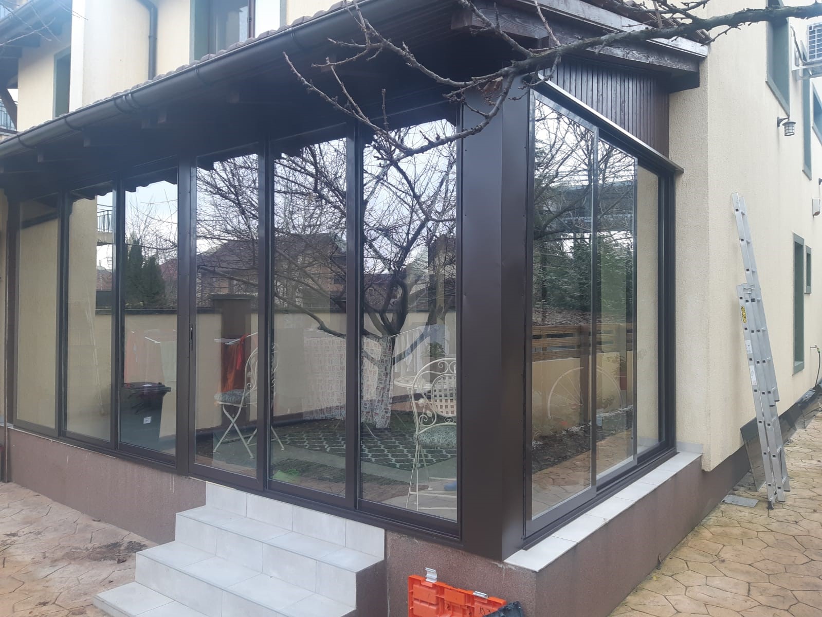 Inchideri Terase: Aluminiu Culisante pe 3 cai
