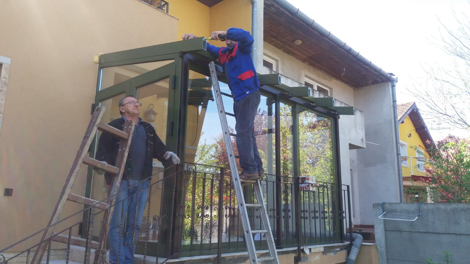 Inchideri Terase cu acoperis de P.C. (perete cortina cu sticla securizata)